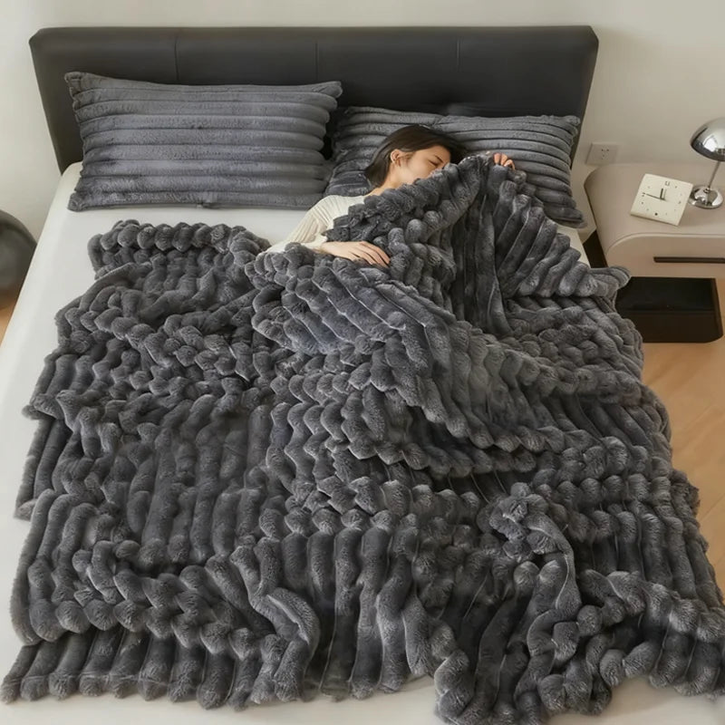1pc Throw Blanket for Bed - 250GSM Soft & Warm Fluffy Blanket, Decorative Striped Blankets for Winter  Nap / Sleep